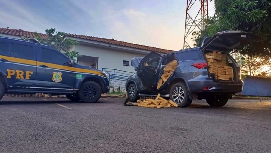 Center 17013af9 d312 42ca 9fae 54bcddbeacf1