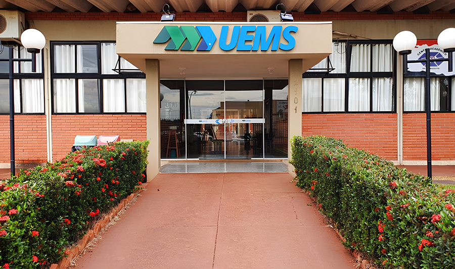 Center fea3a9b670dbe8a35b71973694f6161ablob 2 